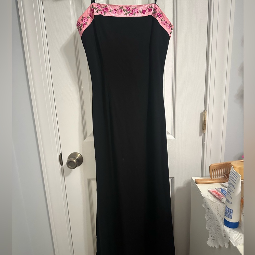 Elegant Black and Pink Women's Dress